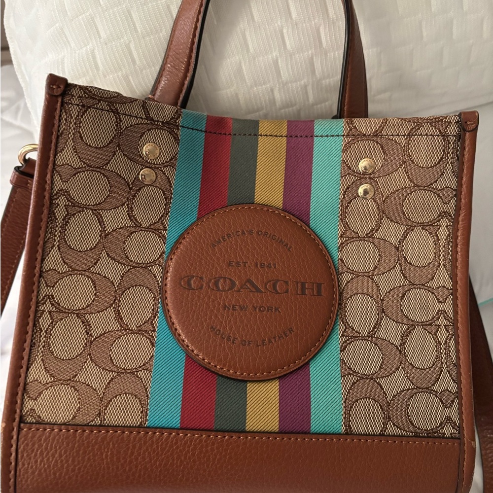 Coach crossbody - Picture 5 of 16